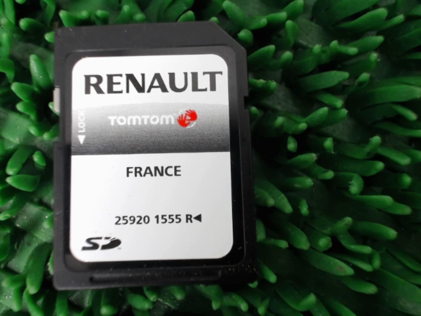 Ecran GPS RENAULT MEGANE 3 PHASE 1 BREAK  - 1