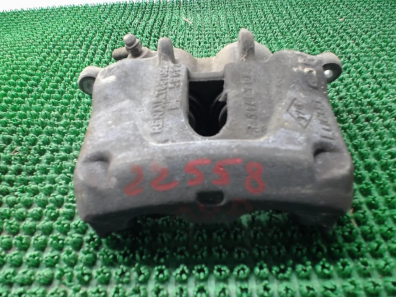 Etrier avant droit (freinage) RENAULT TRAFIC 2 PHASE 2 Diesel - 1