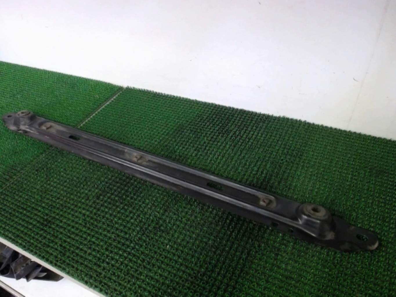 Traverse inferieure CITROEN C4 2 PHASE 1 Diesel - 1
