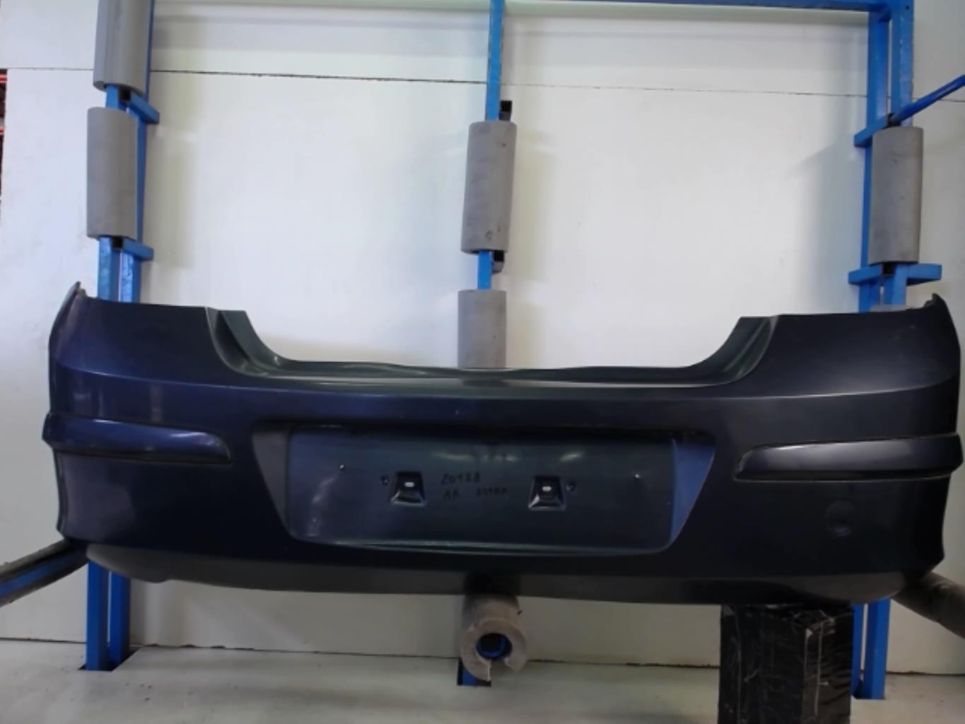 Pare choc arriere OPEL ASTRA H PHASE 1 Essence - 1