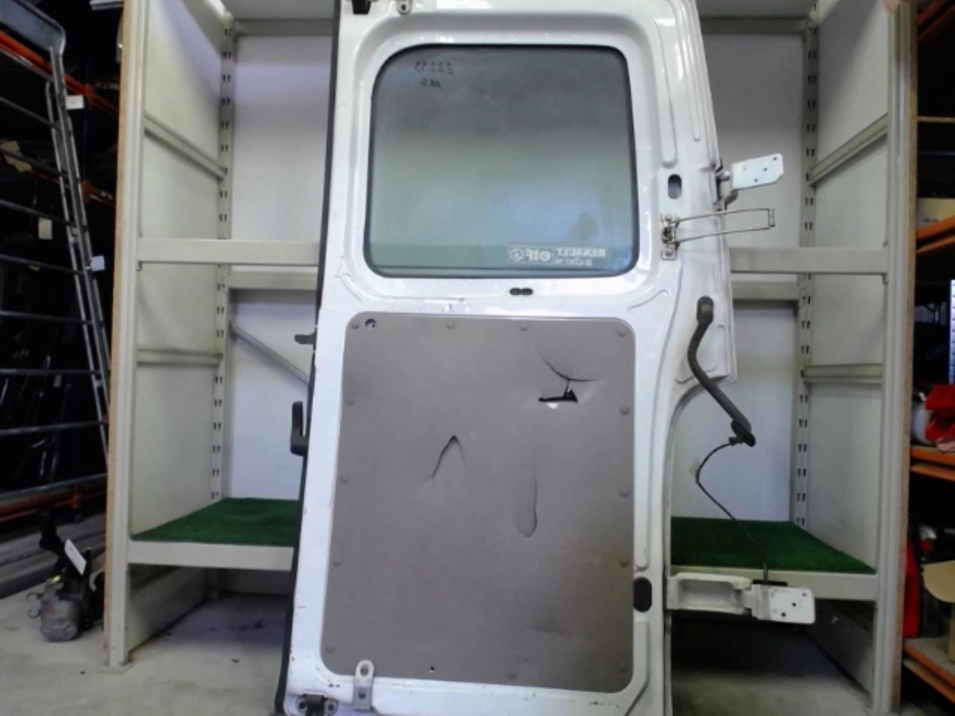Porte de coffre gauche RENAULT MASTER 2 PHASE 1 Diesel - 1
