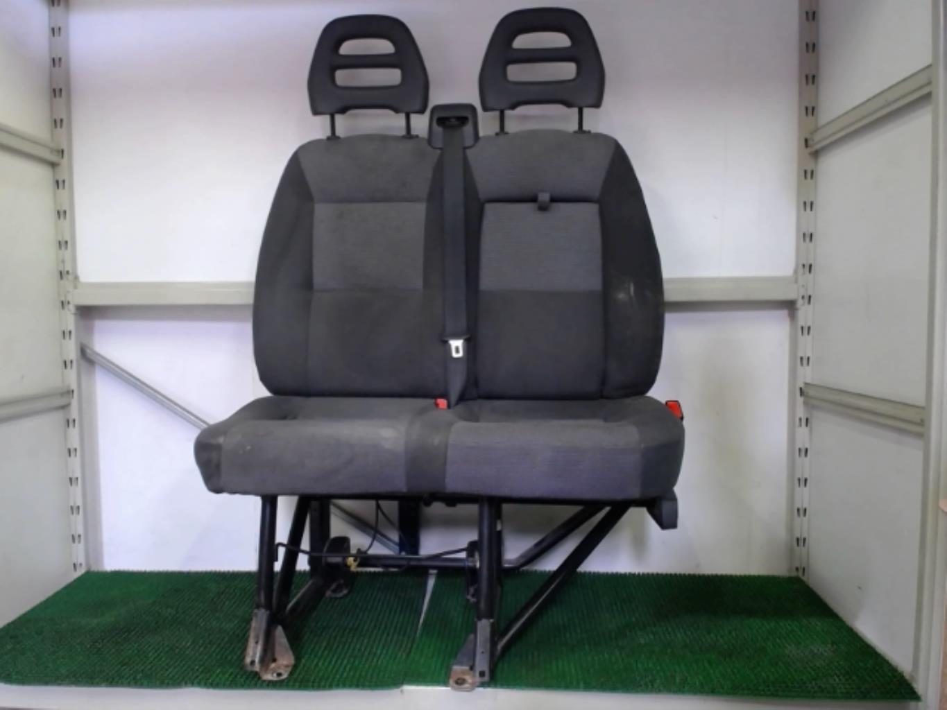 Siege avant droit (banquette double) DANGEL BOXER 3 PHASE 1 Diesel - 1