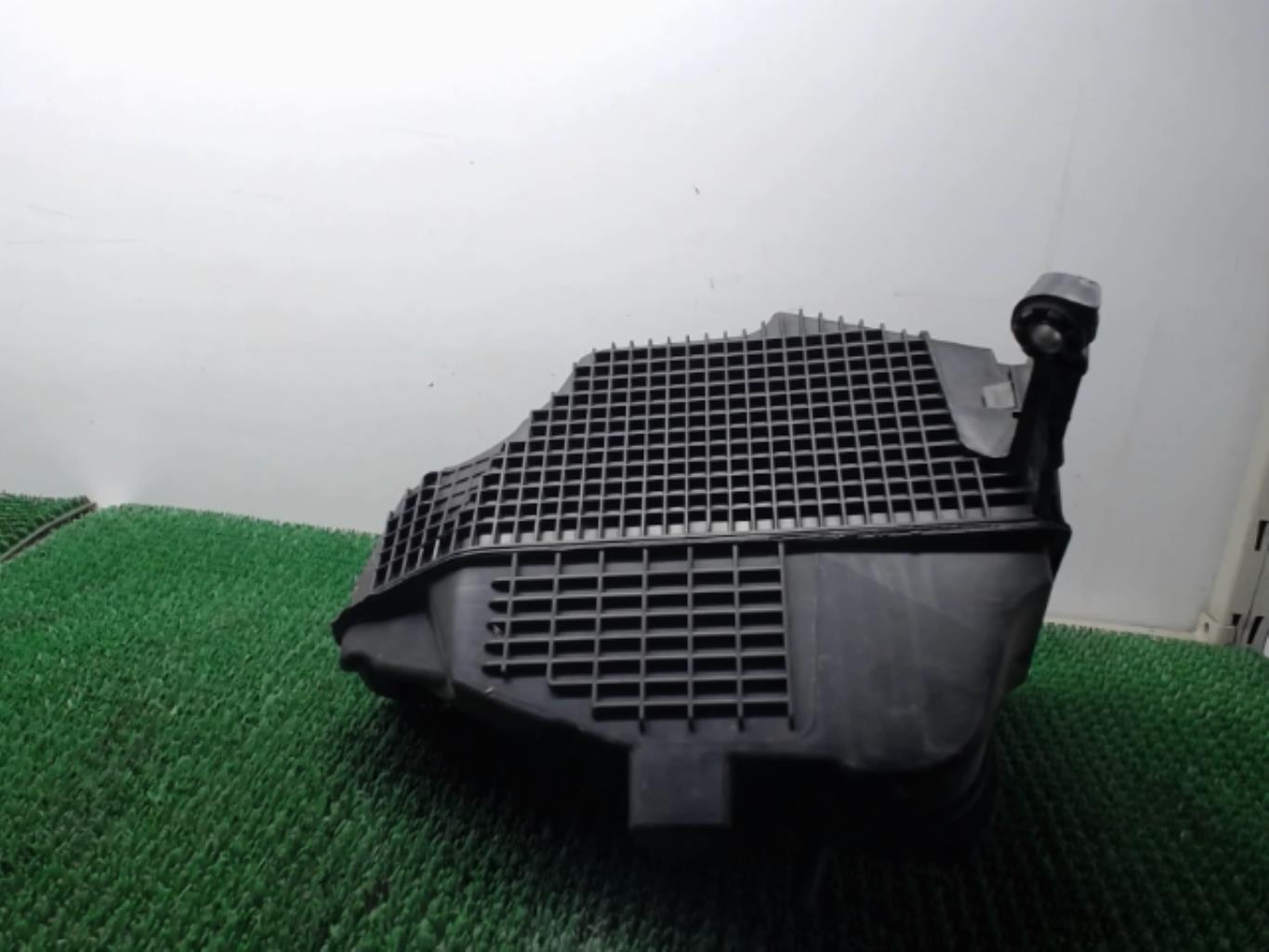 Boite a air RENAULT CLIO 4 PHASE 1 Diesel - 1