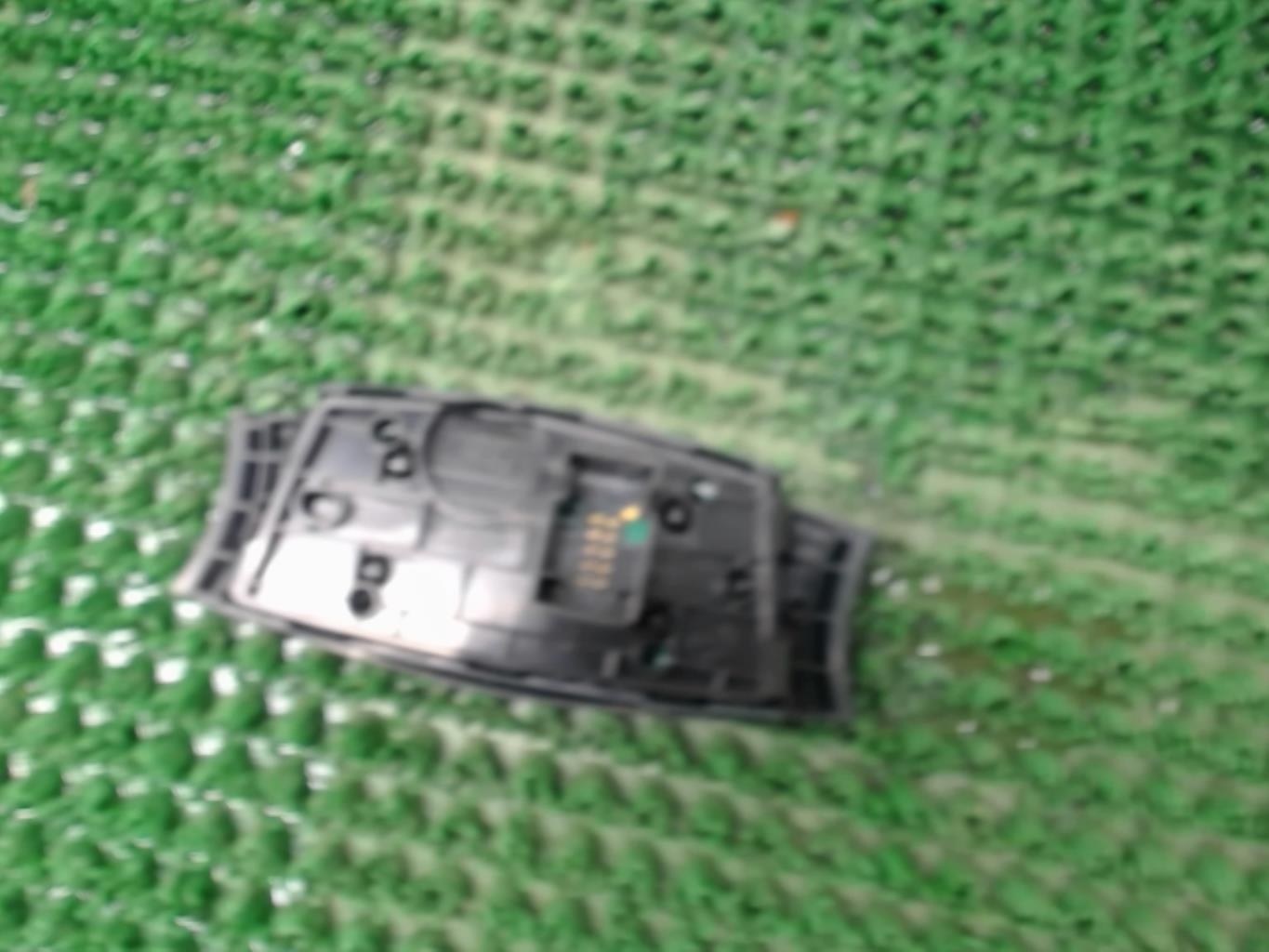 Bouton de warning FORD KA 2 PHASE 2 Diesel - 1