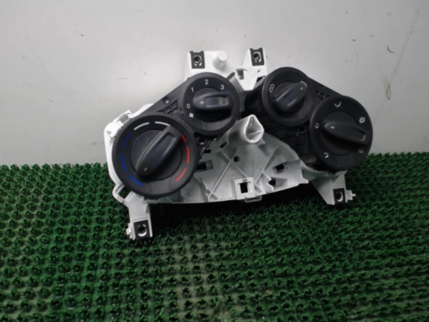 Commande chauffage FORD KA 2 PHASE 2 Diesel - 1