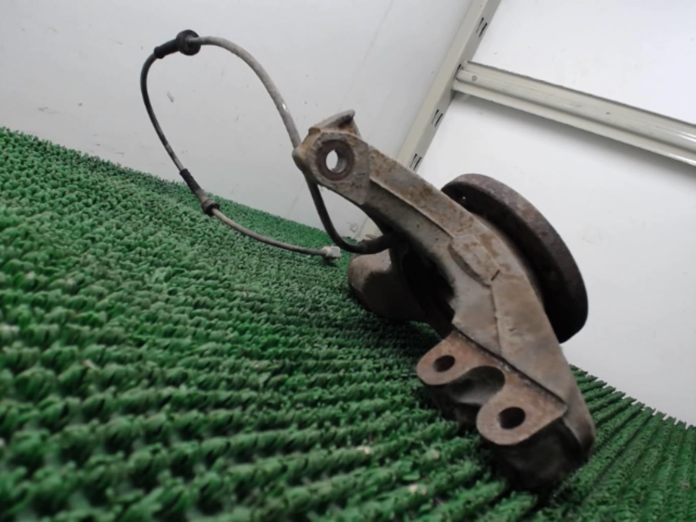 Moyeu avant gauche CITROEN BERLINGO 2 PHASE 1 Diesel - 1