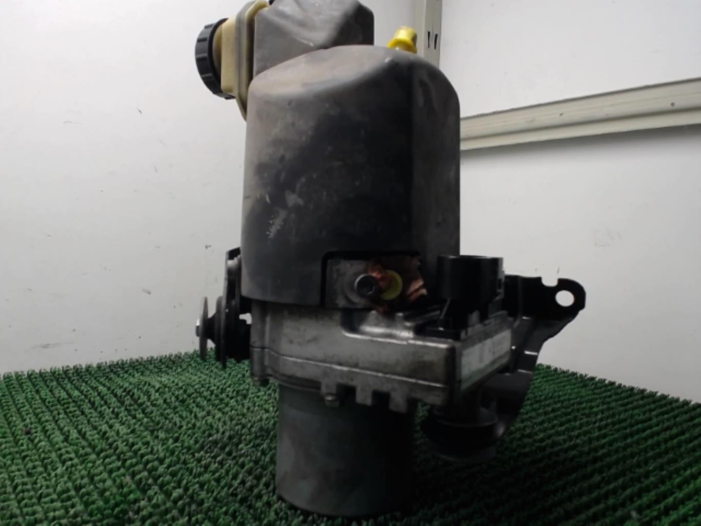 Pompe de direction RENAULT LAGUNA 3 PHASE 1 COUPE Diesel - 1