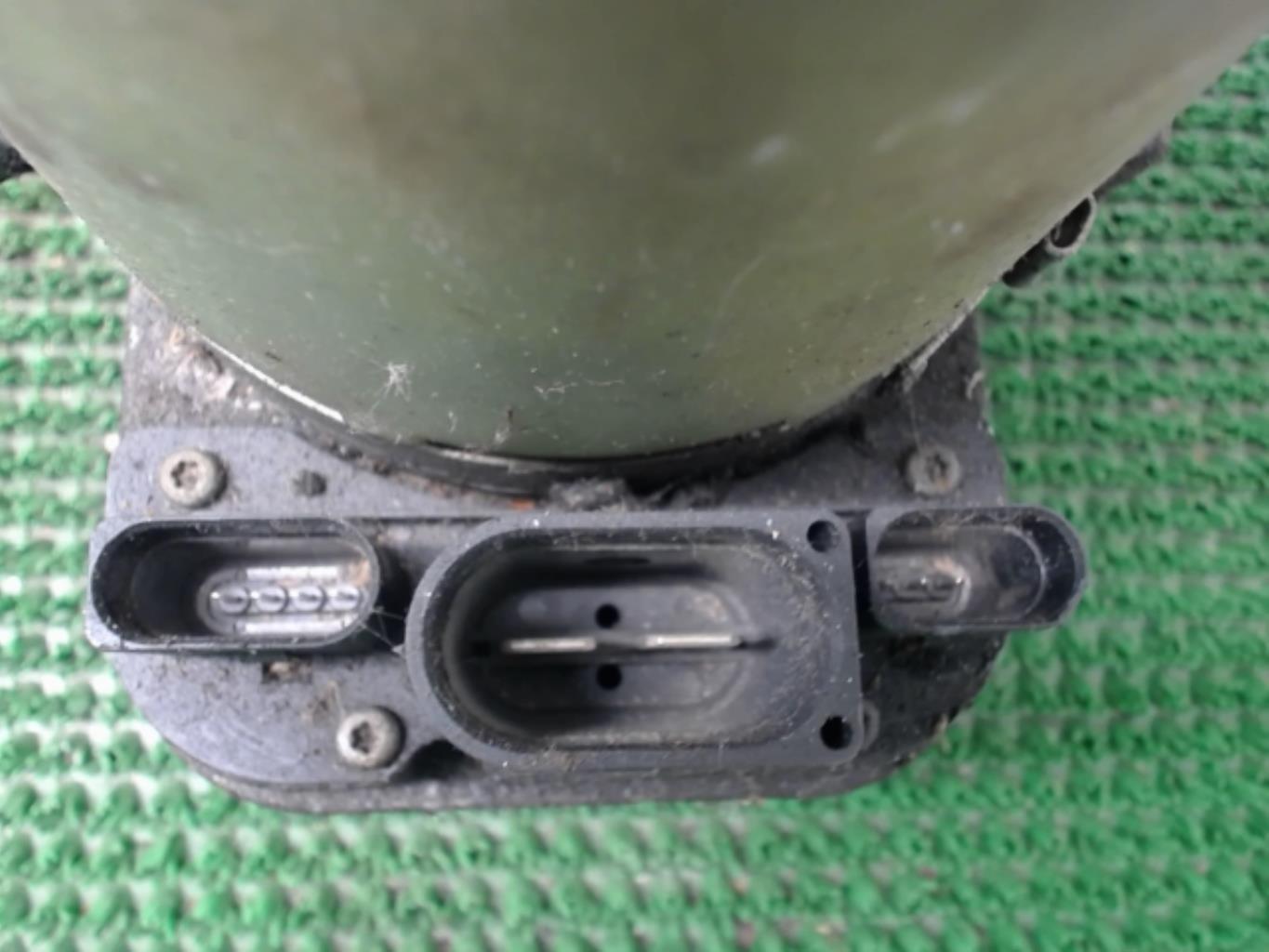 Pompe de direction VOLKSWAGEN POLO 4 PHASE 2 Diesel - 1