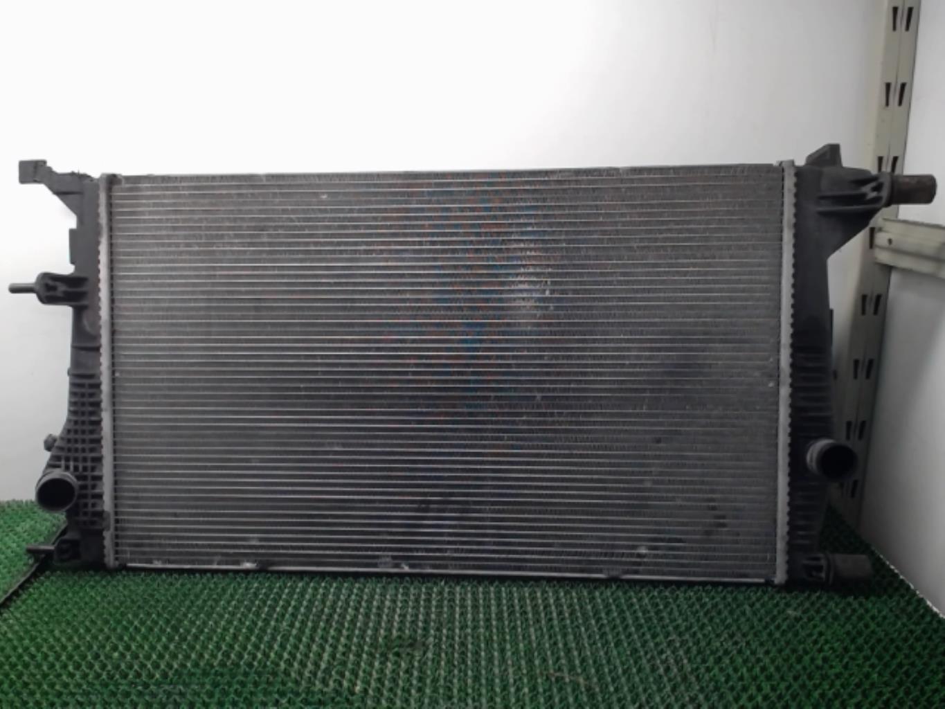 Radiateur eau RENAULT MEGANE 3 PHASE 1 COUPE Diesel - 1