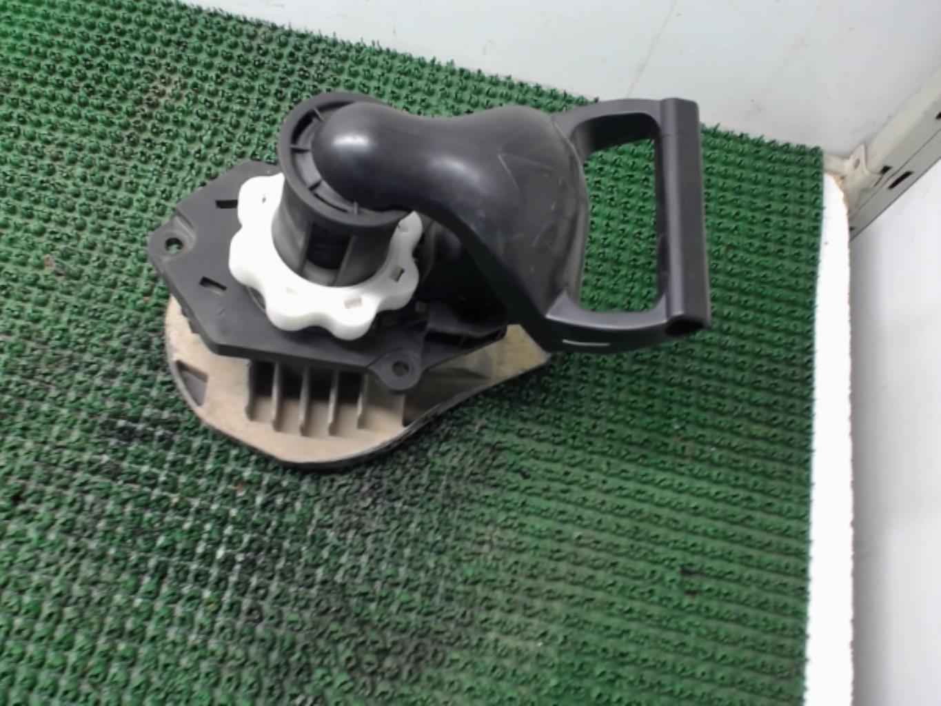 Treuil de roue de secours RENAULT CLIO 4 PHASE 1 Diesel - 1