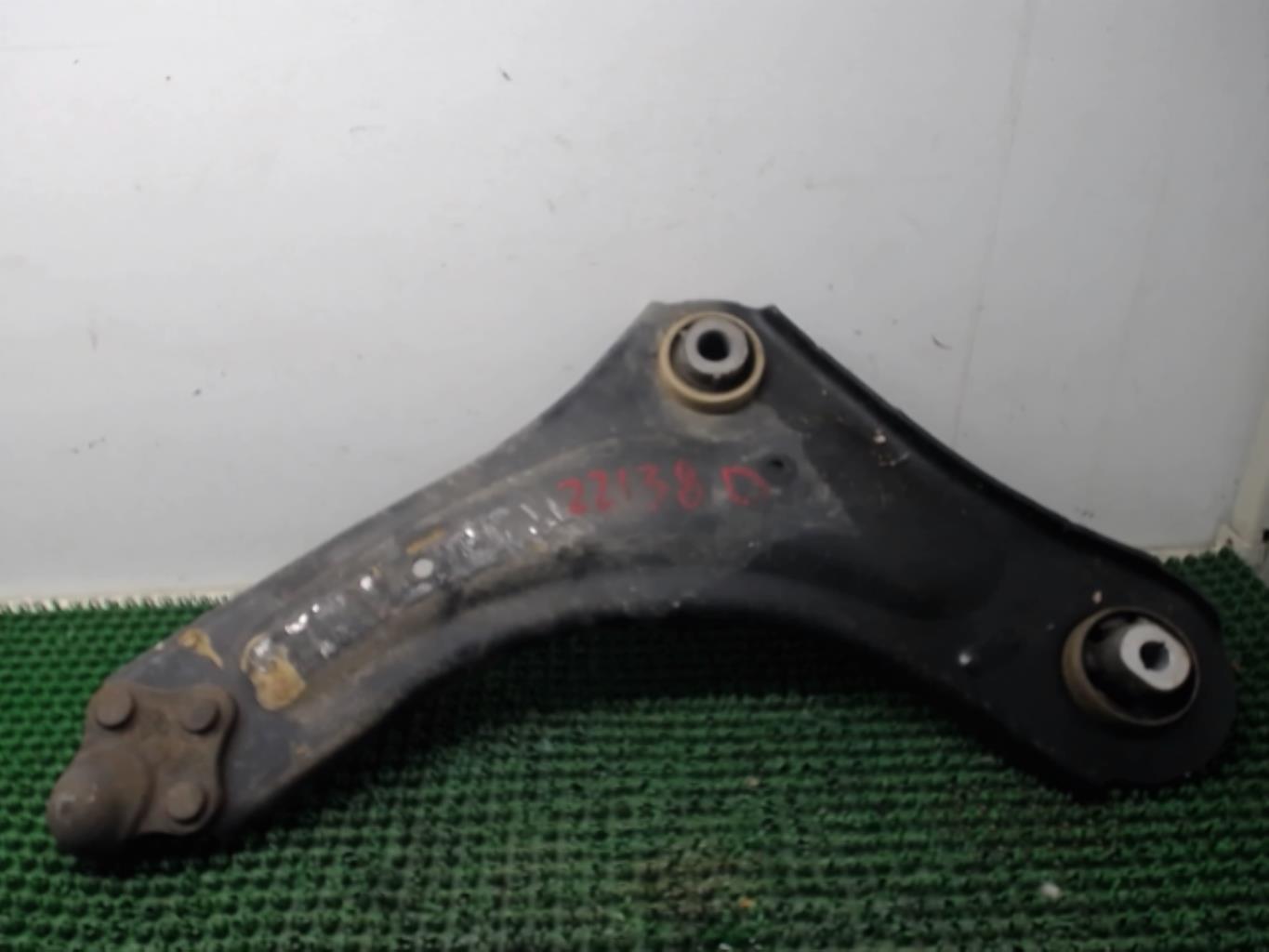 Triangle avant droit RENAULT MEGANE 3 PHASE 1 BREAK  - 1