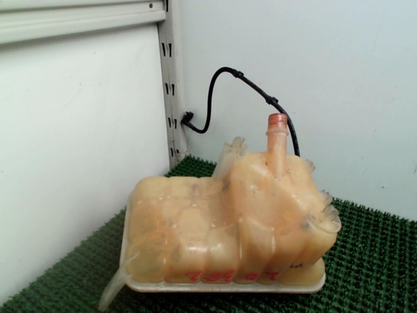 Vase d'expansion PEUGEOT 407 COUPE Diesel - 1