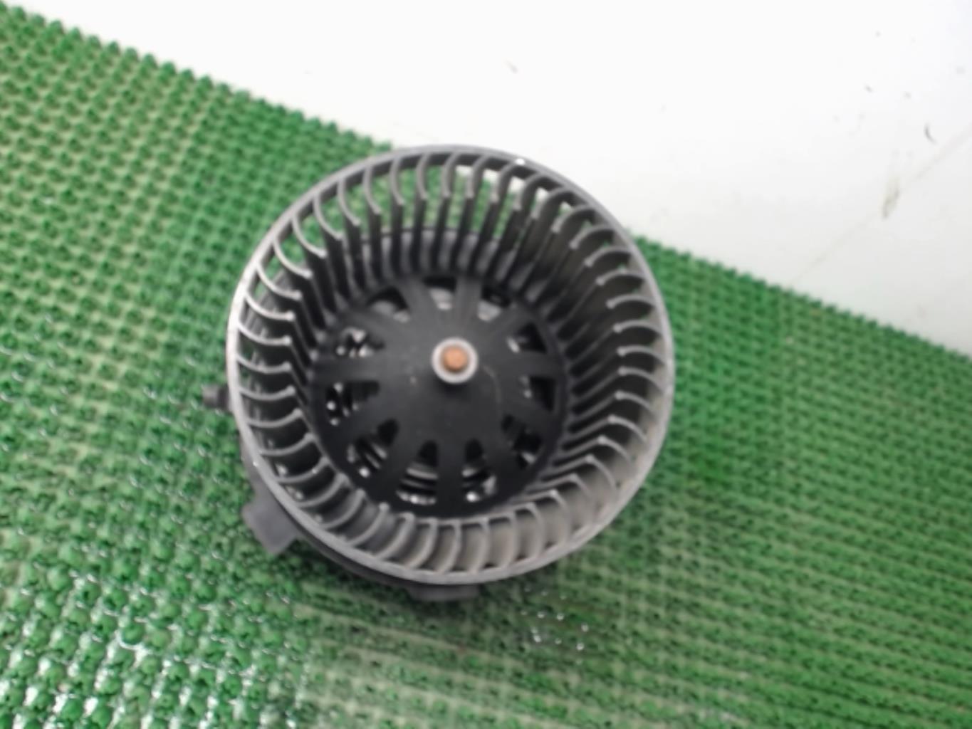 Ventilateur PEUGEOT 307 PHASE 1 CABRIOLET Essence - 1
