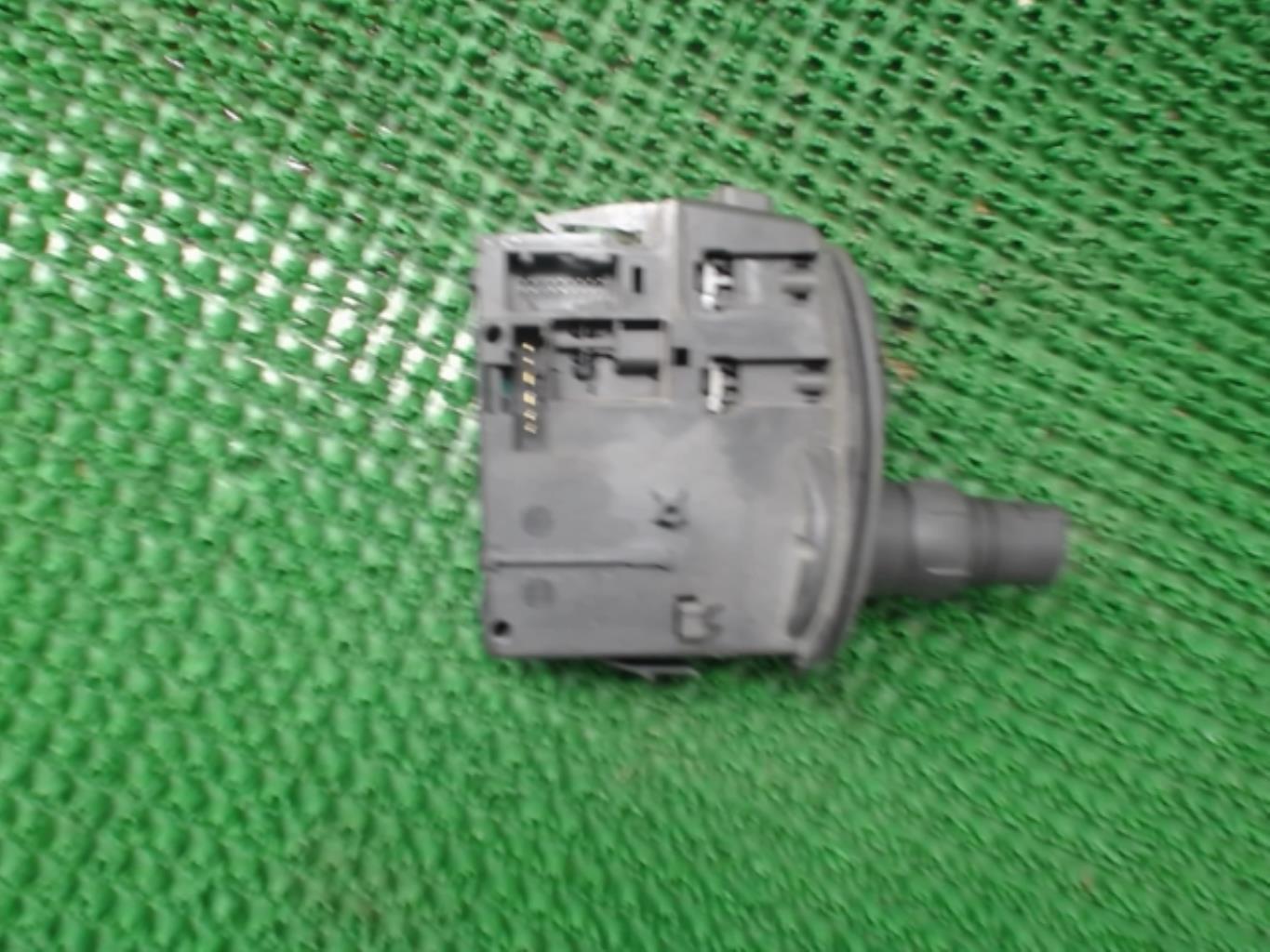 Commodo d'essuie glaces RENAULT CLIO 3 PHASE 2 Diesel - 1