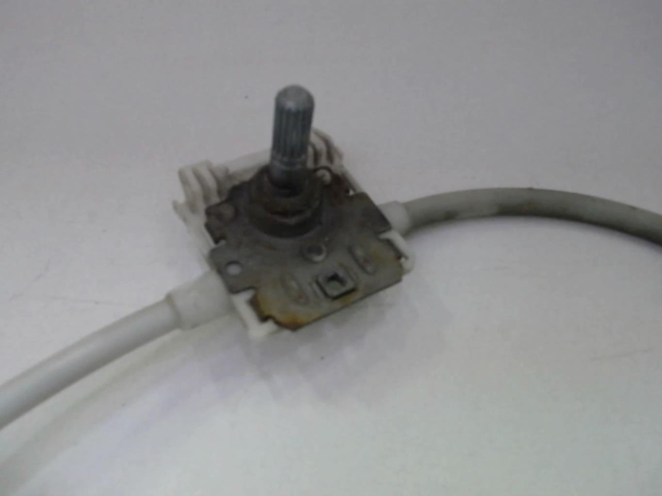 Leve vitre mecanique avant gauche RENAULT MASTER 2 PHASE 1 Diesel - 1