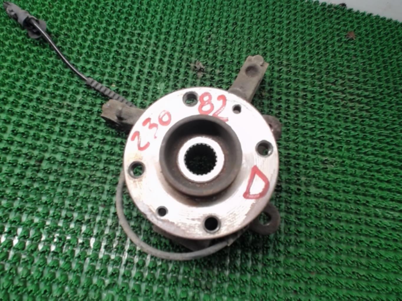 Pivot de moyeu avant droit RENAULT TWINGO 2 PHASE 1 Diesel - 1