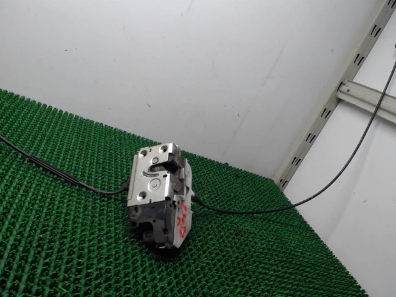 Serrure avant droit RENAULT TWINGO 2 PHASE 1 Diesel - 1