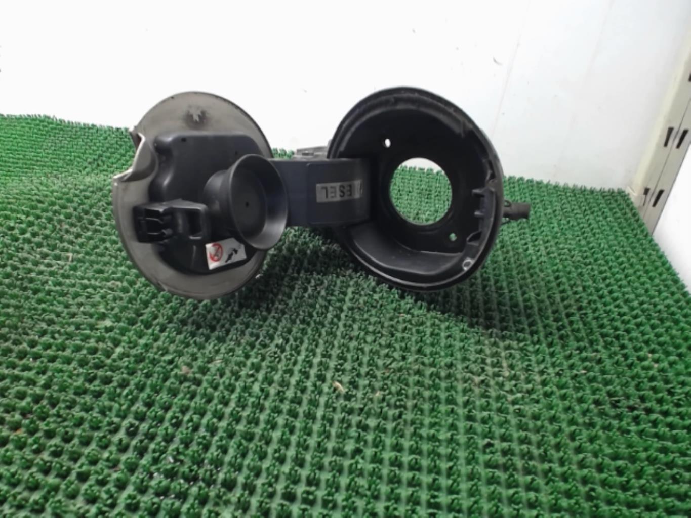 Trappe d'essence RENAULT MEGANE 3 PHASE 1 Diesel - 1