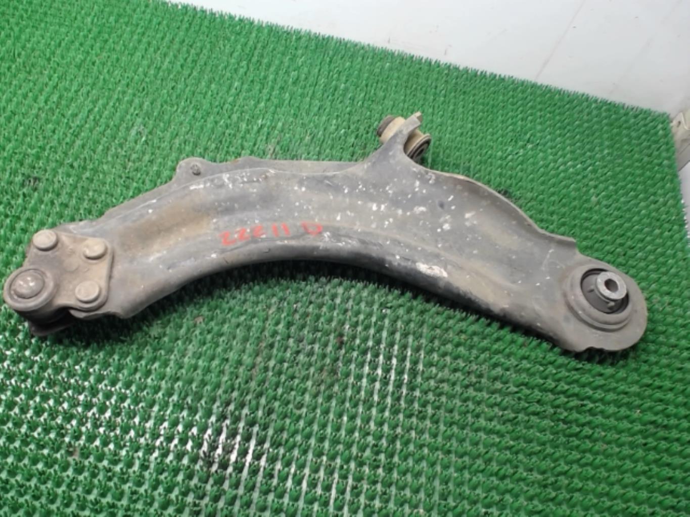 Triangle avant droit RENAULT KANGOO 2 PHASE 1 Diesel - 1