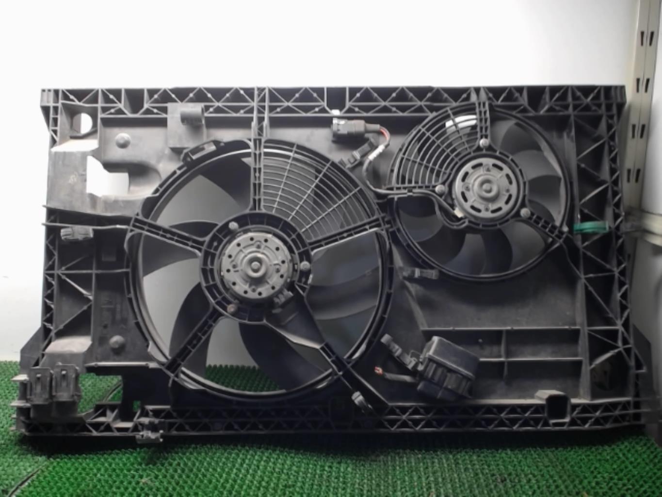 Ventilateur eau RENAULT AVANTIME  - 1