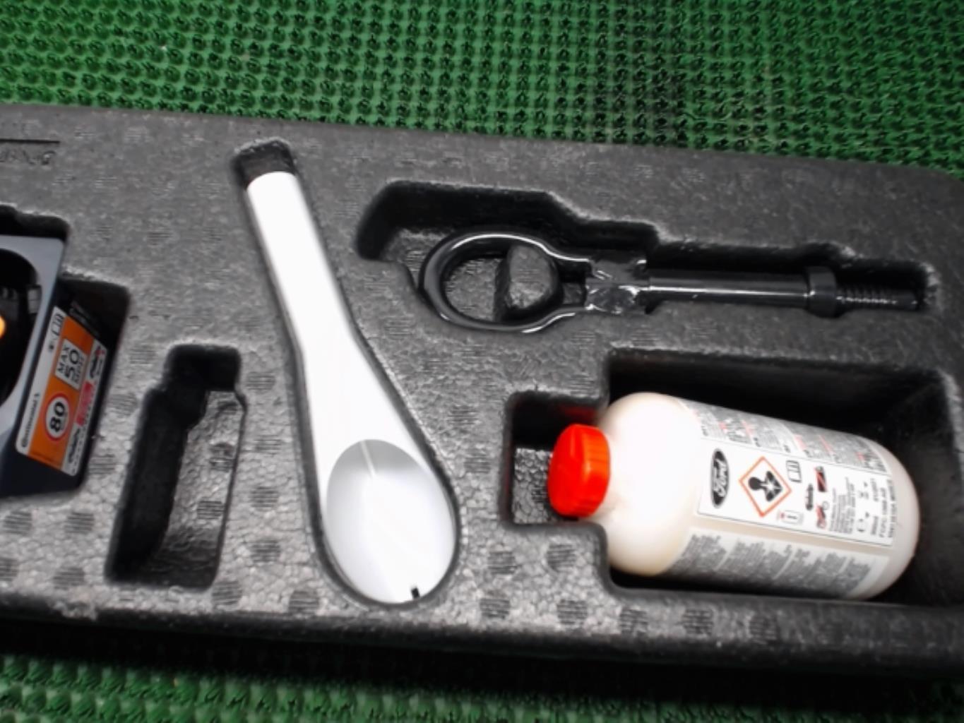 Cric (Ensemble depannage) FORD ECOSPORT PHASE 2 Essence - 1