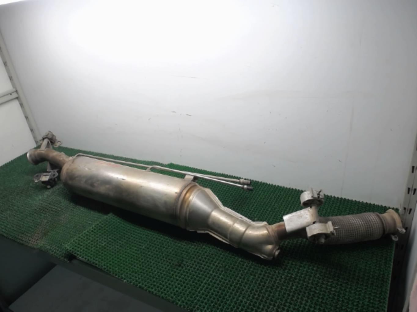 Filtre à particules (echappement) CITROEN JUMPY 3 M PHASE 1 Diesel - 1