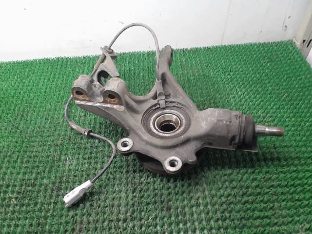 Pivot de moyeu avant droit CITROEN C4 1 PHASE 2 Diesel - 1