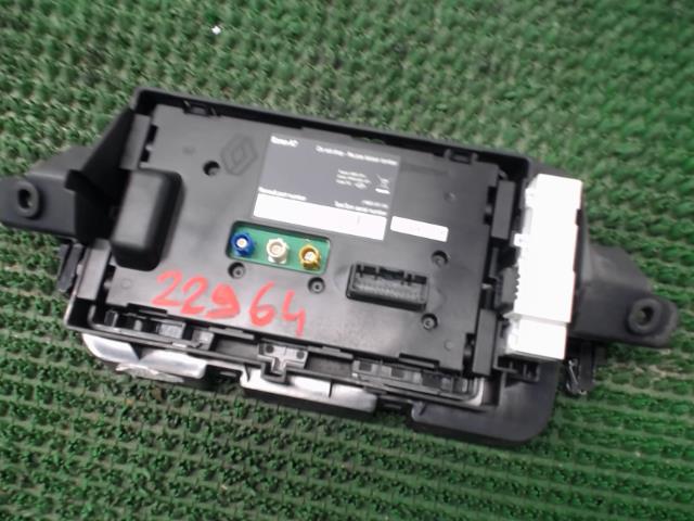 Ecran GPS RENAULT MEGANE 3 PHASE 1 COUPE Diesel - 1