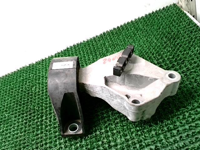 Support moteur droit DACIA SANDERO 2 PHASE 2 Essence - 1