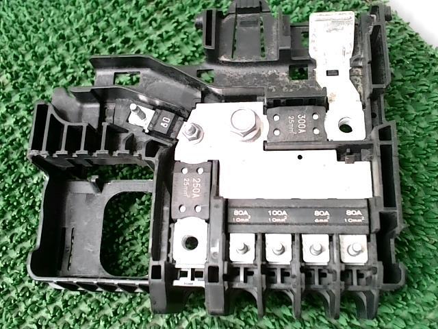 Porte fusible OPEL CORSA E  - 1