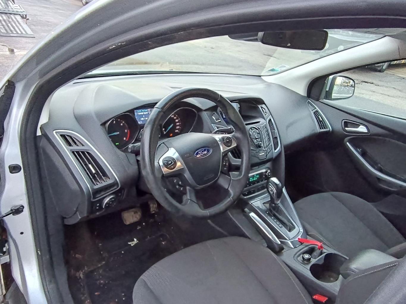 Pare boue avant gauche FORD FOCUS 3 PHASE 1 Diesel - 1