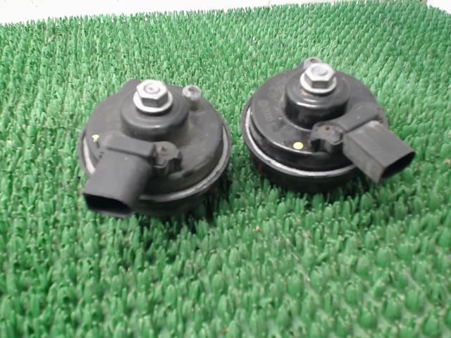 Avertisseur/Klaxon AUDI A5 1 COUPE PHASE 1 Essence - 1