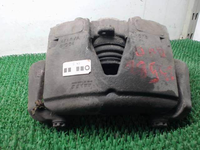 Etrier avant droit (freinage) AUDI A5 1 COUPE PHASE 1 Essence - 1