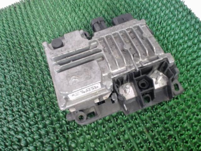 ECU start stop PEUGEOT 208 1 PHASE 2 Essence - 1