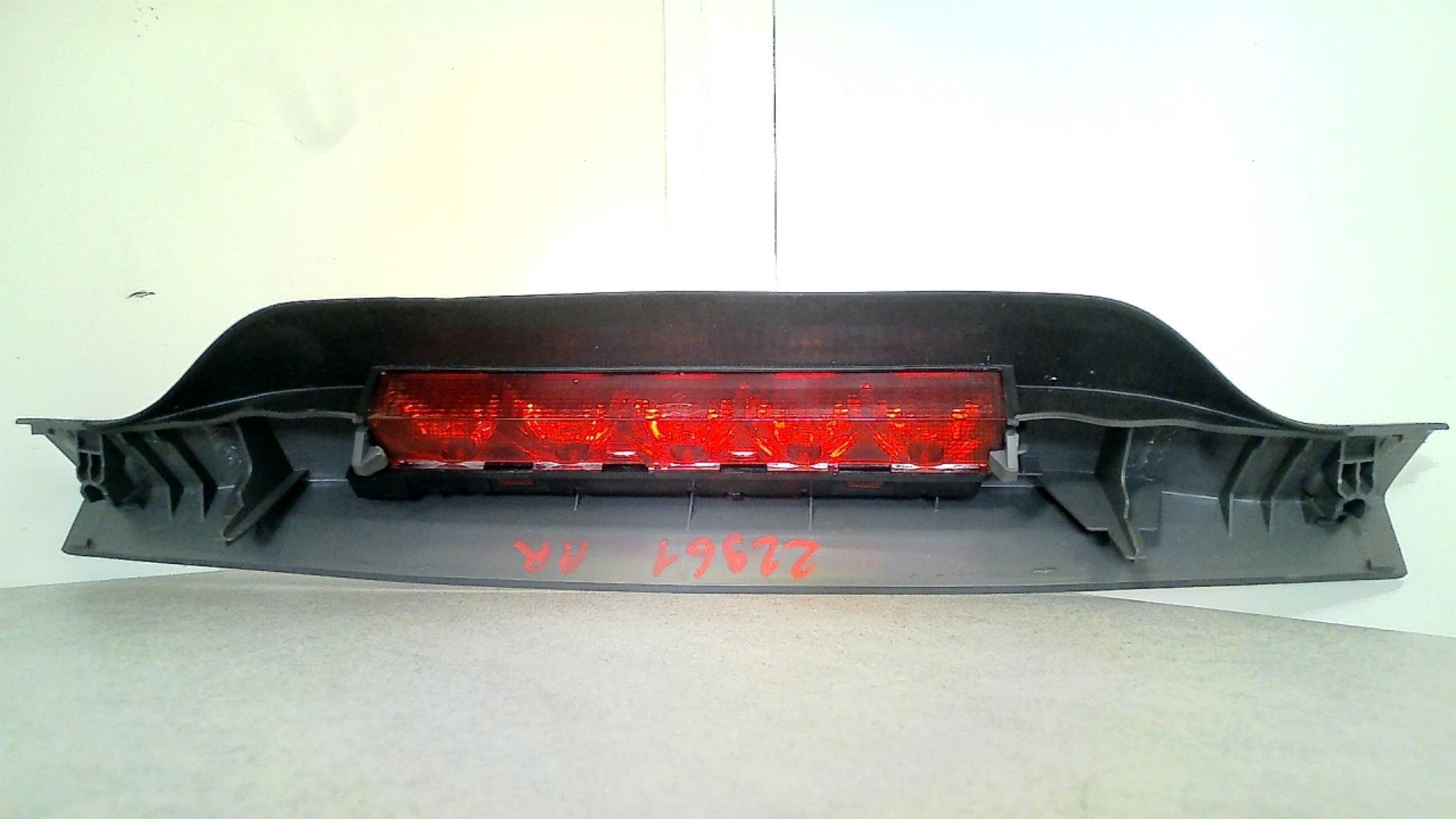 Feu arriere stop central FORD FOCUS 2 PHASE 2 BREAK Diesel - 1