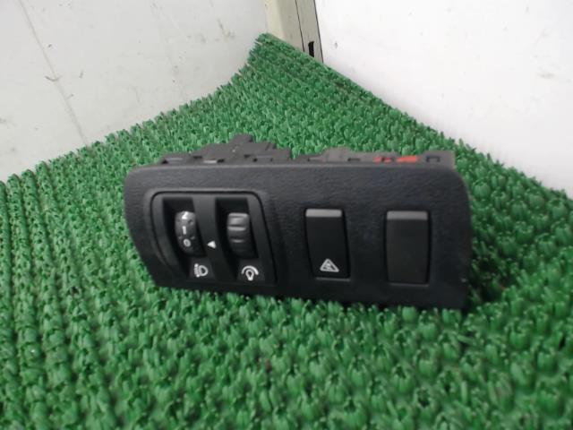Commande de reglage hauteur de phare RENAULT SCENIC 3 PHASE 2 Diesel - 1