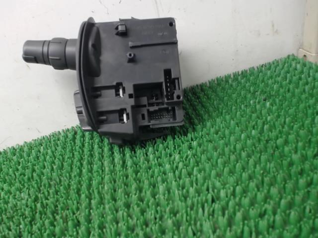 Commodo d'essuie glaces RENAULT CLIO 3 PHASE 1 Diesel - 1
