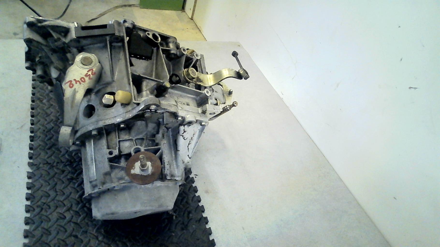 Boite de vitesses PEUGEOT 306 BREAK Diesel - 1