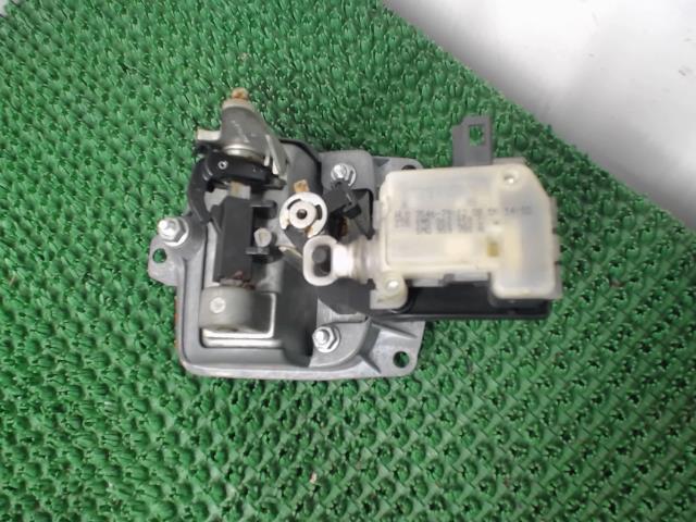 Serrure de coffre SEAT CORDOBA 2 Diesel - 1