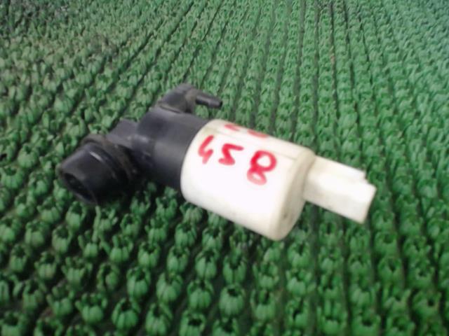 Pompe lave glace avant RENAULT MEGANE 2 PHASE 1 CABRIOLET Diesel - 1