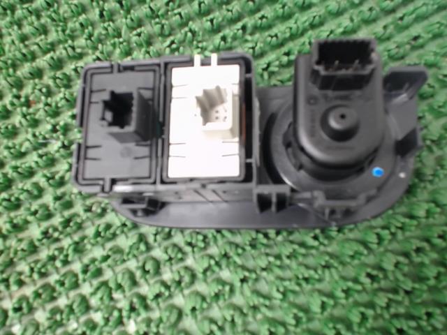 Commande retroviseurs DACIA SANDERO 2 PHASE 1 Diesel - 1