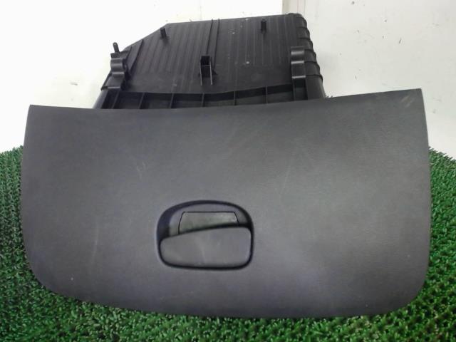 Boite a gants RENAULT CLIO 4 PHASE 2 Diesel - 1