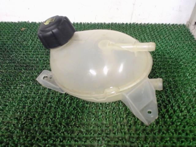 Vase d'expansion RENAULT CLIO 4 PHASE 2 Diesel - 1