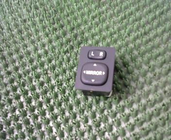 Commande retroviseurs TOYOTA VERSO PHASE 1 Diesel - 1