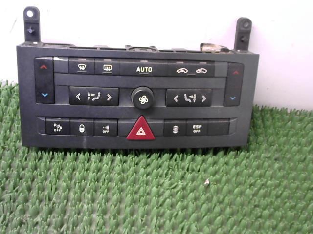 Commande chauffage PEUGEOT 407 COUPE Diesel - 1