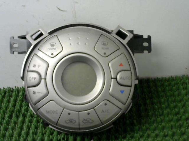 Commande chauffage NISSAN MICRA 4 PHASE 1 Essence - 1