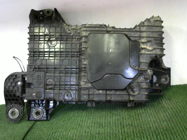 Reservoir PEUGEOT 3008 2 PHASE 1 Diesel - 1