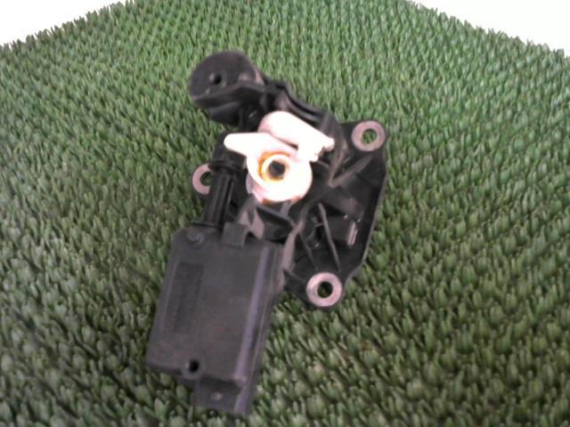 Serrure de coffre RENAULT CLIO 2 CAMPUS PHASE 1  - 1