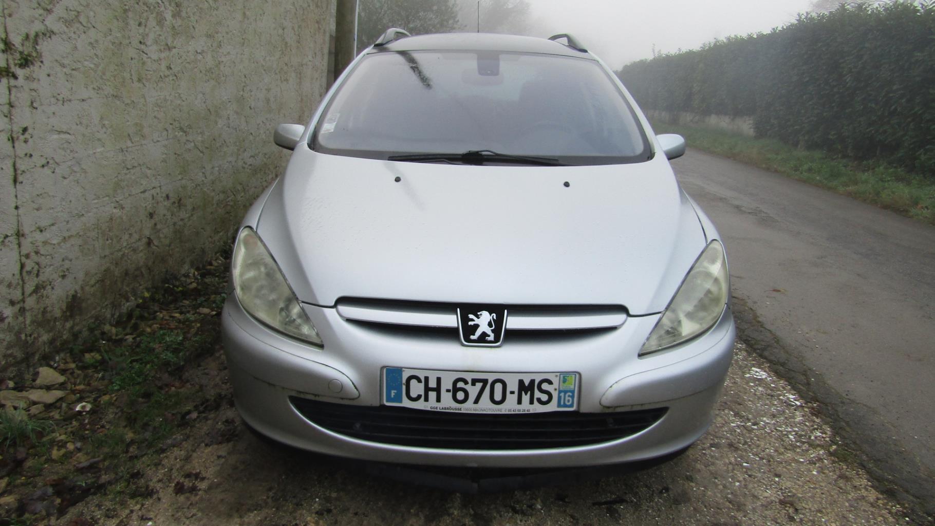 Boite a air PEUGEOT 307 PHASE 1 BREAK Diesel - 1