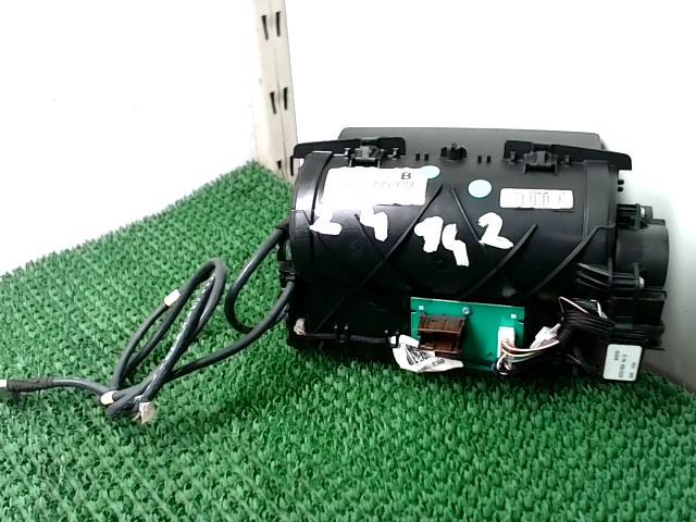 Ecran GPS PEUGEOT 3008 1 PHASE 1 Diesel - 1